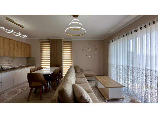 Tirane, jepet me qera 2+1 Kati 7, 85 m² 420 Euro