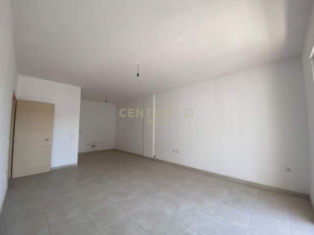 Tirane, shitet apartament 1+1+BLK Kati 6, 78 m² 90.000 Euro (kinostudio)