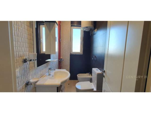 Tirane, shitet apartament 2+1+BLK Kati 4, 109 m² 130.000 Euro (Muhamet Gjollesha)