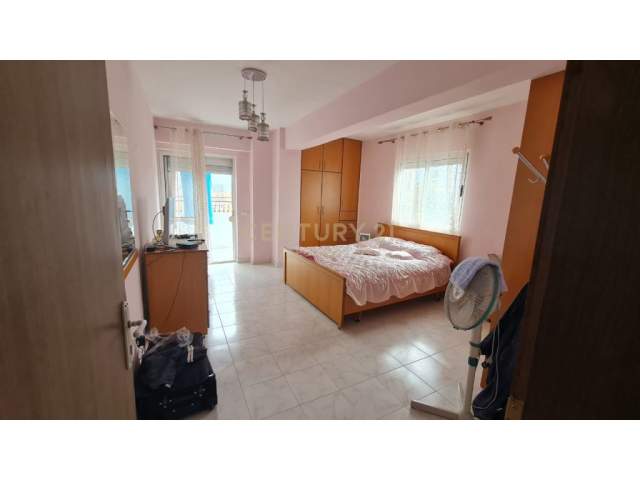 Tirane, shitet apartament 2+1+BLK Kati 8, 119 m² 95.000 Euro