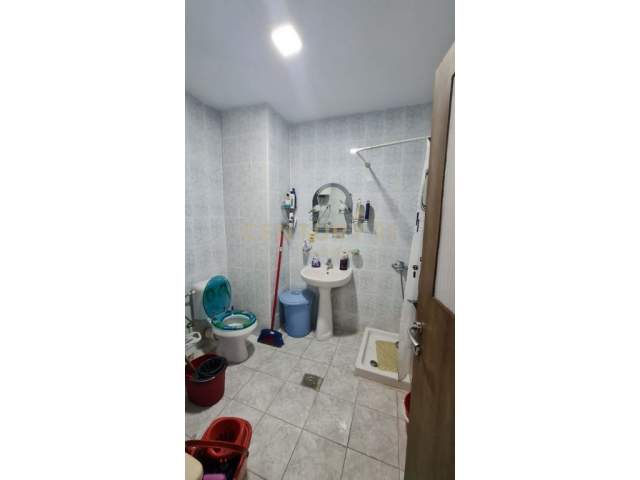 Tirane, shitet apartament 2+1+BLK Kati 8, 119 m² 95.000 Euro
