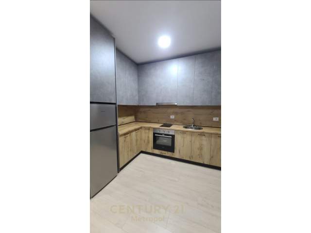 Tirane, shes apartament Kati 3, 47 m² 56.000 Euro (Rruga Mihal Grameno)
