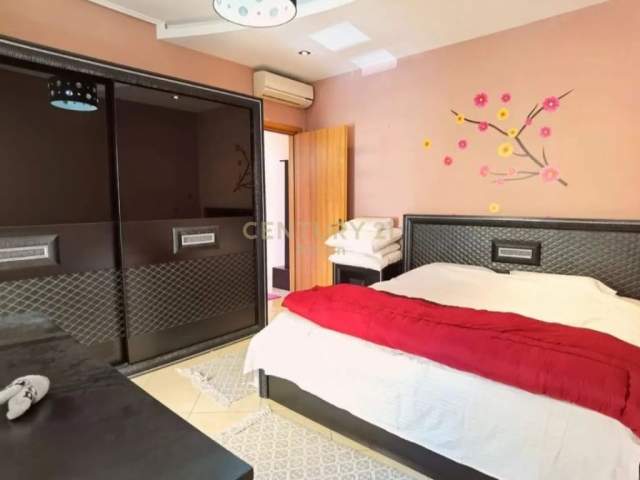 Tirane, shes apartament 2+1+BLK Kati 3, 118 m² 195.000 Euro (liqeni i thate)