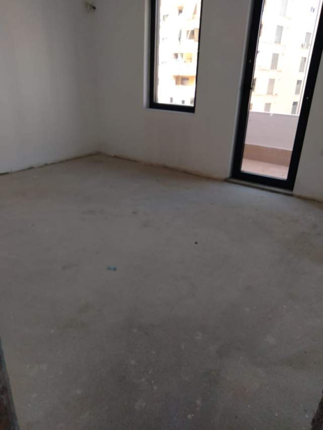 Tirane, shes apartament 3+1+BLK Kati 5, 122 m² 183.000 Euro (RRUGA E BARRIKADAVE)