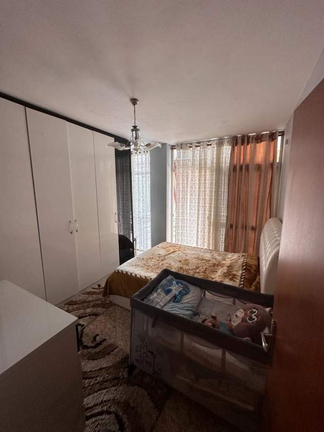 Tirane, jepet me qera apartament 2+1+BLK Kati 1, 83 m² 400 Euro (rruga Irfan Tomini)