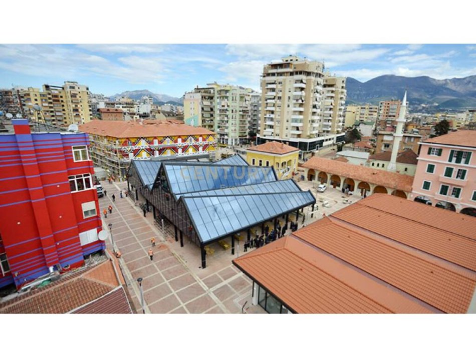 Tirane, shitet apartament 2+1+Ballkon Kati 5, 75 m² 150.000 € (apartament 2+1 te Pazari i ri)