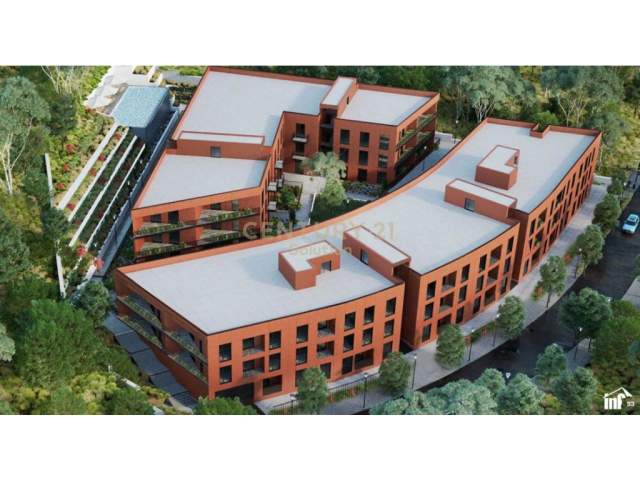Tirane, shes 3+1 244.000 Euro