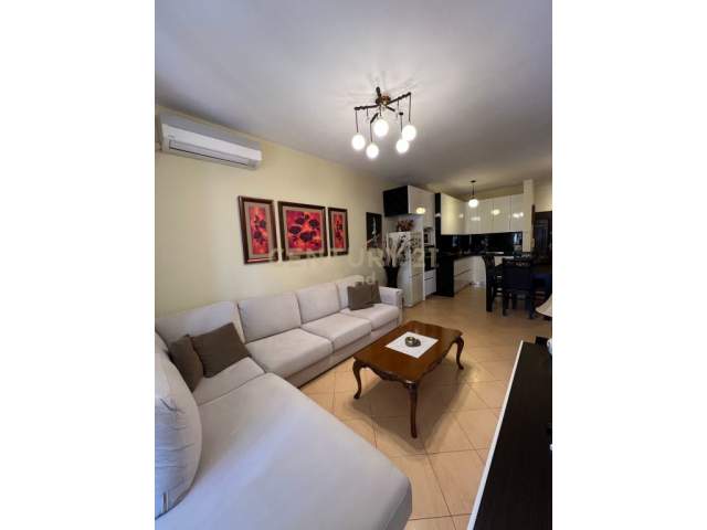 Tirane, jepet me qera apartament 2+1+A+BLK Kati 3, 94 m² 550 Euro (Shkolla e Baletit)