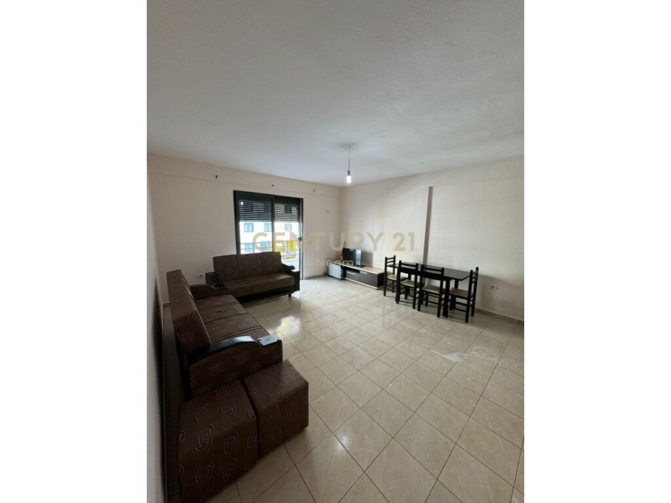 Tirane, shitet 1+1+Ballkon Kati 6, 81 m² 89.000 € (shitet 1+1 me mundesi konvertimi ne 2+1 prane kompleksit Grand Gallery ne Yzberisht)