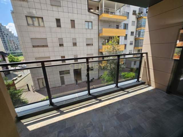 Tirane, shitet apartament 1+1+BLK Kati 1, 76 m² 190.000 Euro (Rruga E Kosovareve)