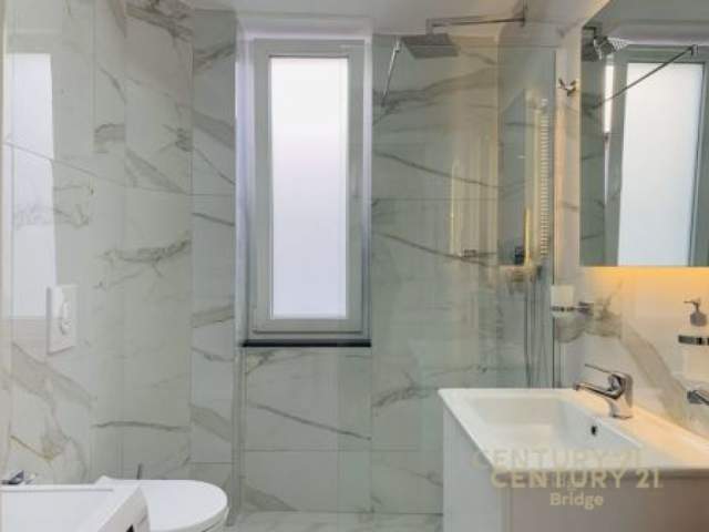 Tirane, jepet me qera apartament 2+1+BLK Kati 3, 92 m² 600 Euro (Myslym Shyri)