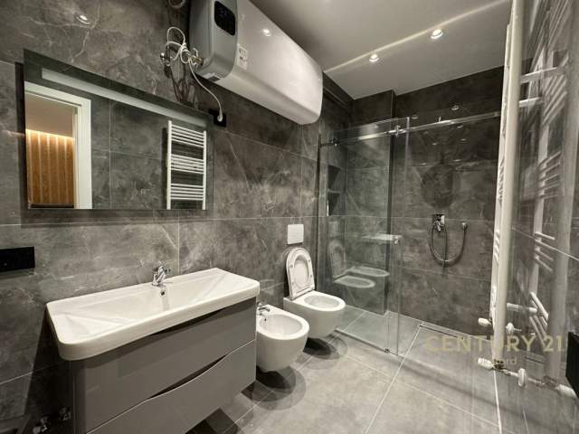Tirane, jepet me qera apartament 2+1+BLK Kati 2, 120 m² 850 Euro (unaze e re)