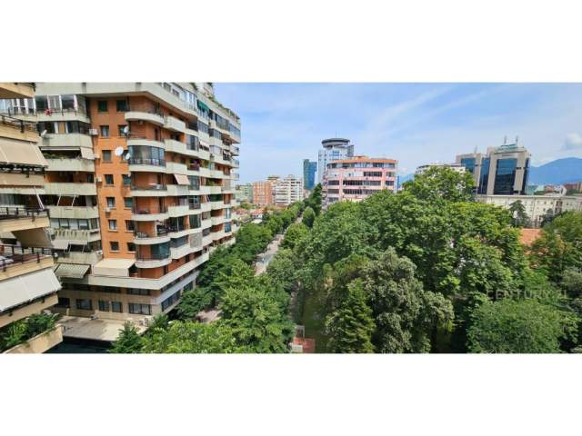 Tirane, jepet me qera 1.100 Euro