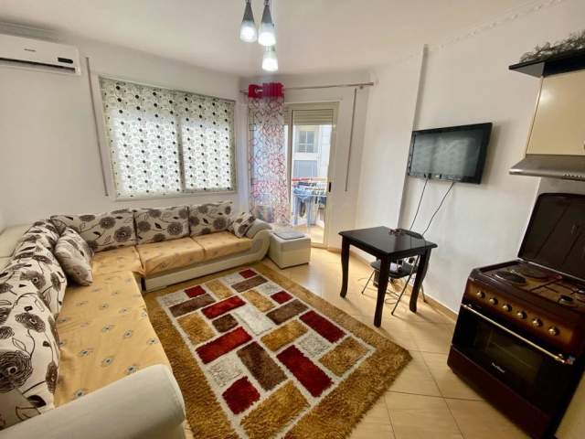 Tirane, jepet me qera apartament 1+1+BLK Kati 6, 65 m² 320 Euro (Bulevardi Migjeni)