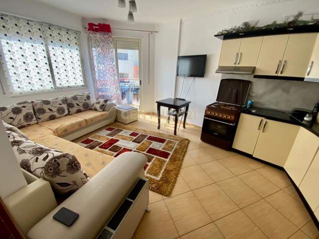 Tirane, jepet me qera apartament 1+1+BLK Kati 6, 65 m² 320 Euro (Bulevardi Migjeni)