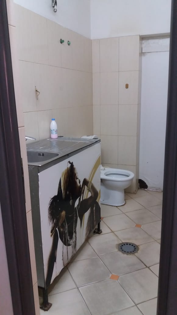 Elbasan, jepet me qera ambjent biznesi 40 m² 150 Euro