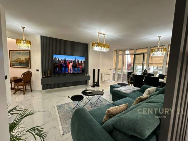 Tirane, jepet me qera apartament 3+1+BLK Kati 2, 140 m² 1.500 Euro (KOPSHTI ZOLOGJIK)