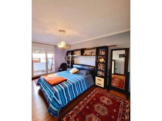 SHITET APARTAMENT 3+1+2+ POST PARKIMI, TEK ISH EKSPOZITA! Çmimi sipas kërkesës