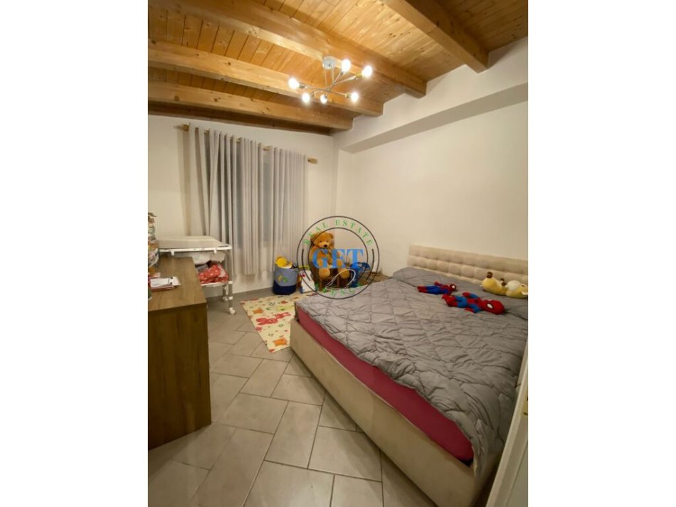 Shitet Apartament 2+1 Vollga, Durres