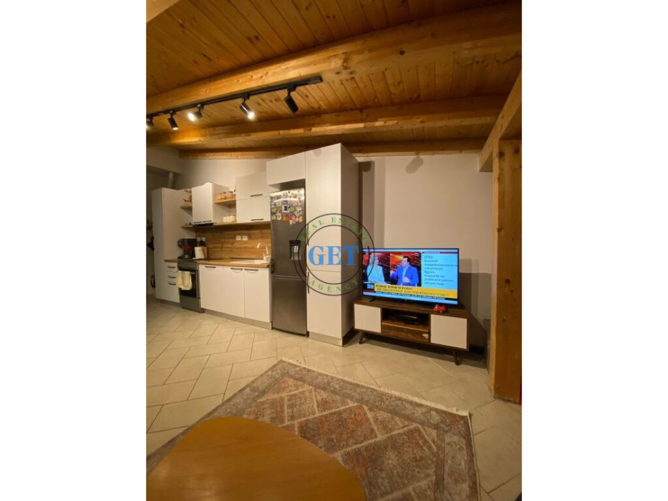 Shitet Apartament 2+1 Vollga, Durres