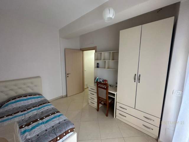 Tirane, ofert apartament Kati 2, 99 m² 400 Euro (Kodra e Diellit Tirana, Albania)