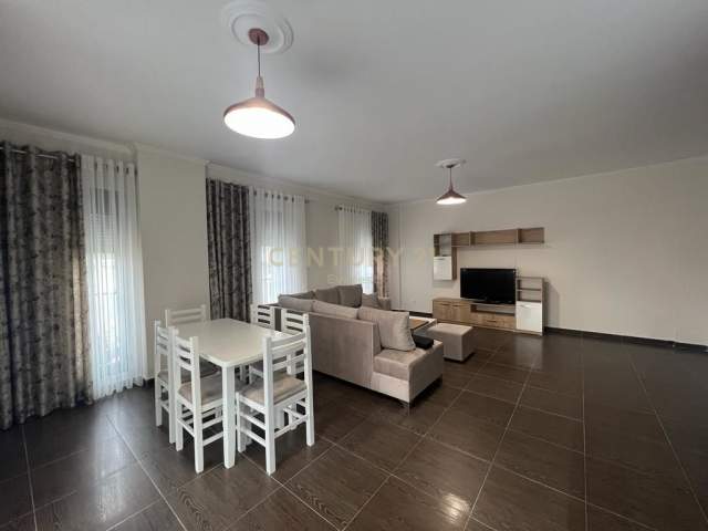 Tirane, jap me qera apartament 2+1 Kati 4, 118 m² 1.000 Euro (AMBASADA AMERIKANE)