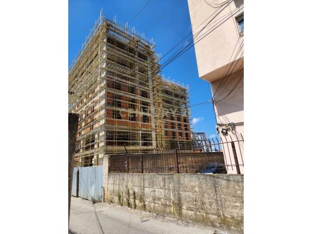 Shesim apartament 1+1, ish fusha e aviacionit. 79,500 €