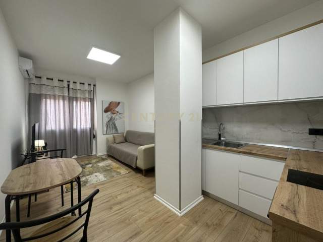 Tirane, jap me qera apartament 1+1+BLK Kati 4, 46 m² 500 Euro (Rr.e Bogdaneve)