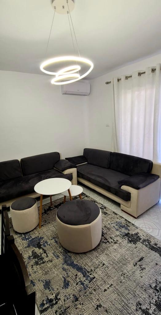 Tirane, jepet me qera apartament 2+1+BLK Kati 2, 65 m² 600 Euro (rruga lidhja e Prizrenit)