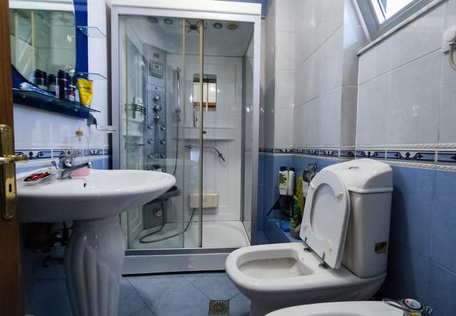 ofert 135 m² 900 Euro