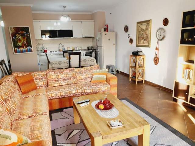 Tirane, shitet apartament 2+1+BLK Kati 5, 107 m² 120.000 Euro (Rr. "Don Bosko", prane Shkolles "Vace Zela")