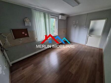 Tirane, jepet me qera Vile 4 Kateshe , 700 m² 3.500 Euro (Sauk)
