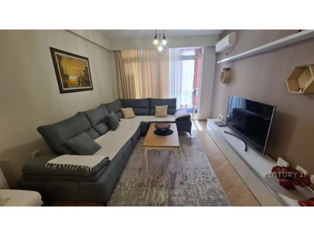 Tirane, shitet apartament 1+1+BLK Kati 5, 69 m² 125.000 Euro (KOMUNA E PARISIT)