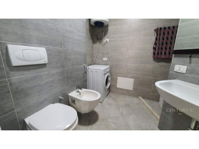 Tirane, ofert apartament Kati 8, 105 m² 600 Euro (Kompleksi Magnet Tirana, Albania)