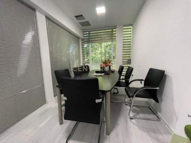 Tirane, ofert zyre Kati 1, 110 m² 1.350 Euro (Ambasador 1 Tirana, Albania)