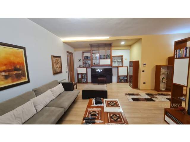 Tirane, ofert apartament Kati 10, 189 m² 350.000 Euro (Prane ArTurbina Tirana, Albania)