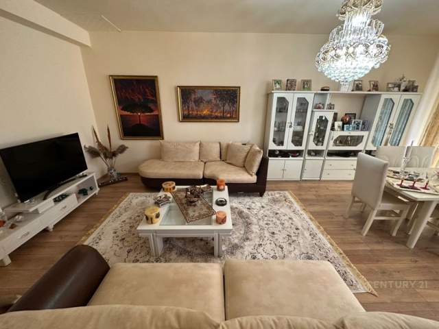 Shkoder, shitet Vile 3 Katshe Kati 3, 170 m² 280.000 Euro (Dergu)