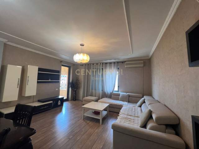 Tirane, ofert apartament Kati 9, 152 m² 280.000 Euro (Rr. e Barrikadave Tirana, Albania)