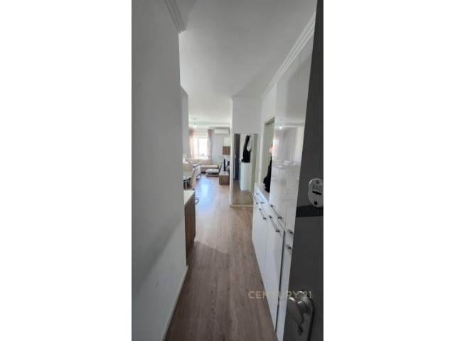 Tirane, jepet me qera apartament Kati 4, 68 m² 470 Euro (Kompleksi Magnet Tirana, Albania)