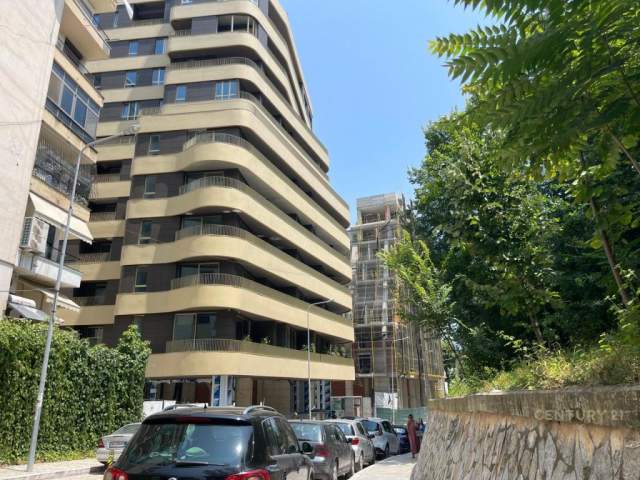 Tirane, ofert apartament Kati 4, 115 m² 387.000 Euro (Stadiumi Air Albania Tirana, Albania)
