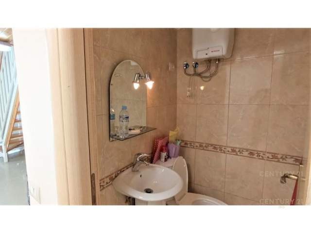 Tirane, jepet me qera ambjent biznesi Kati 0, 22 m² 360 Euro (Rruga Frosina Plaku, Tirana Tirana, Albania)