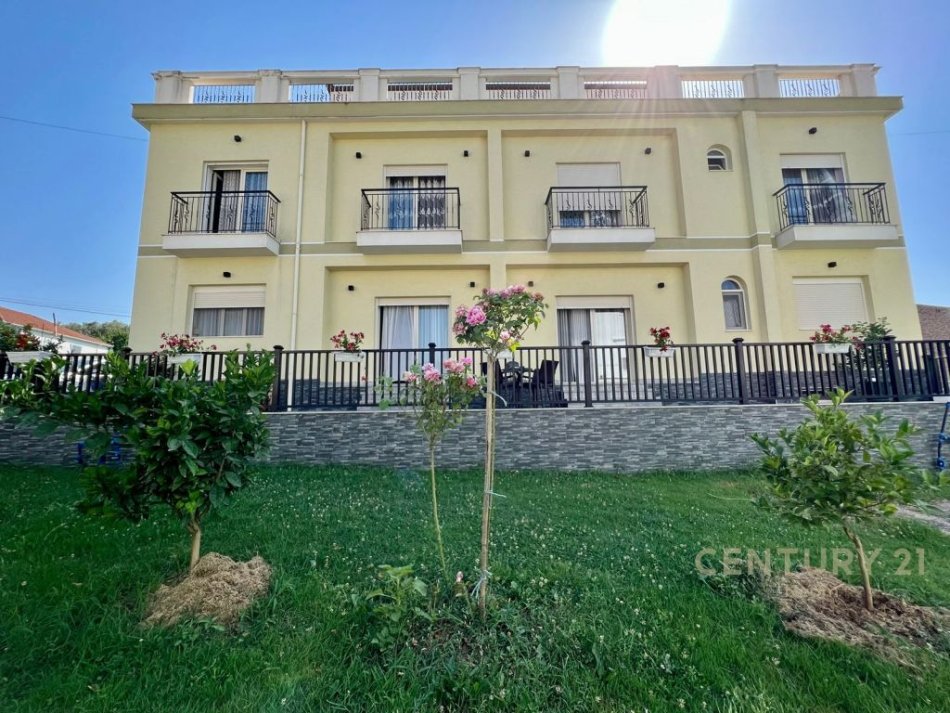 Tirane, jepet me qera Vile 3 Katshe Kati 0, 520 m² 4.500 € (PRANE &quot;AKACIA HILL&quot; TEG)