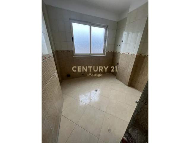 Tirane, shitet apartament 2+1+BLK Kati 3, 120 m² 100.000 Euro (Fresku)