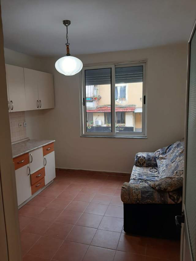 Tirane, shitet apartament 2+1+BLK Kati 3, 64 m² 115.000 Euro (Stadiumi Dinamo)