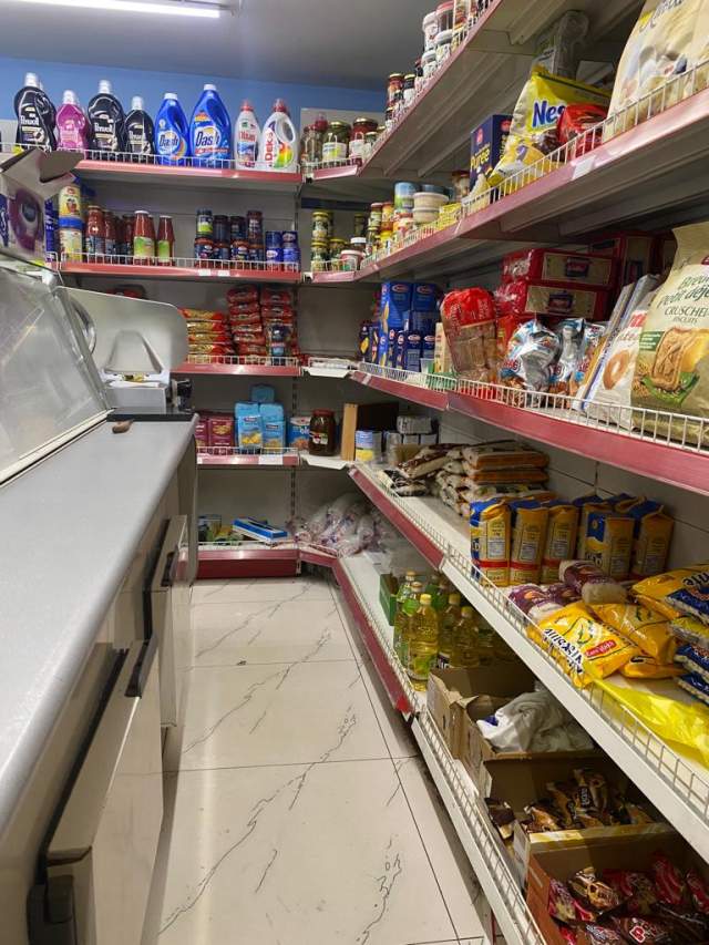 Tirane, shitet ambjent biznesi Kati 0, 32 m² 100.000 Euro (Rruga Allaman Dervishi)