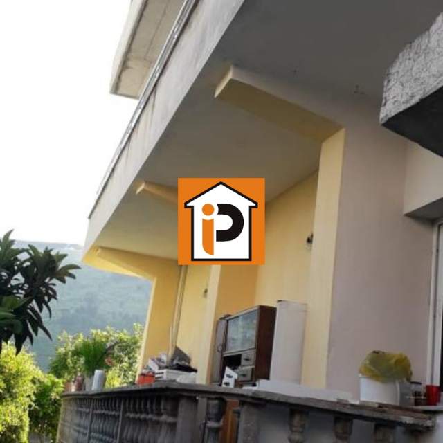 Berat, shitet Vile 2+1+BLK Kati 3, 500 m² 200.000 Euro (Qender)