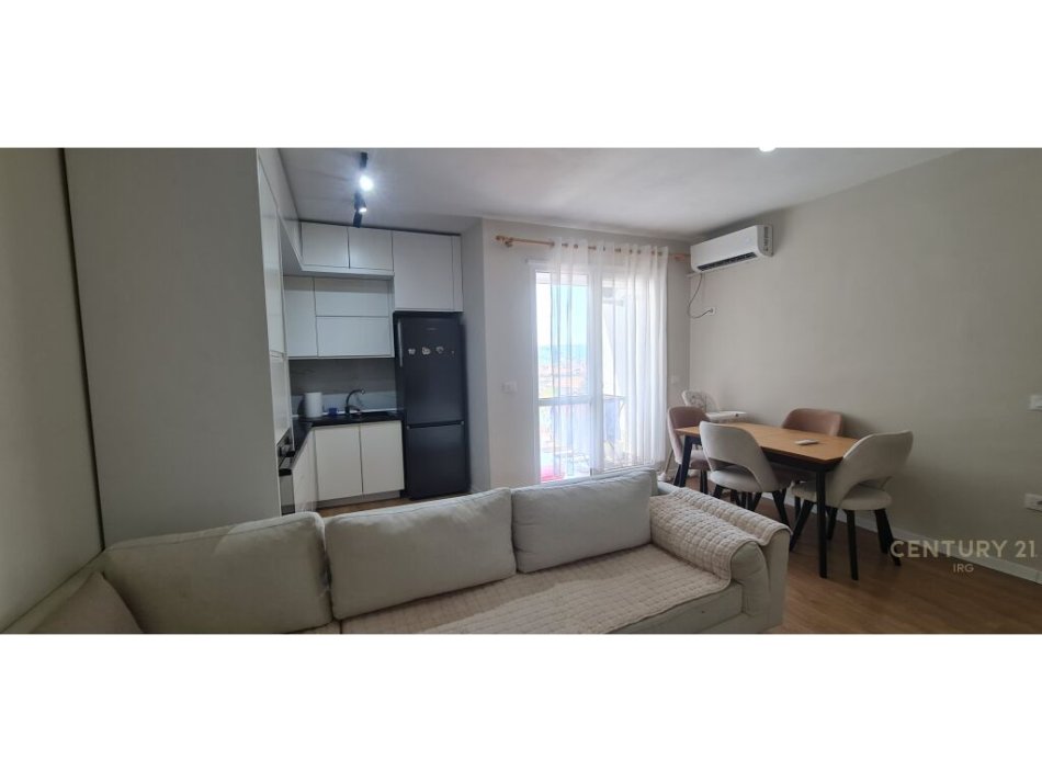 Tirane, shitet 2+1+Ballkon Kati 6, 77 m² 147.000 € (Ne zonen e Selites, te ish Qyteti i Nxenesve)