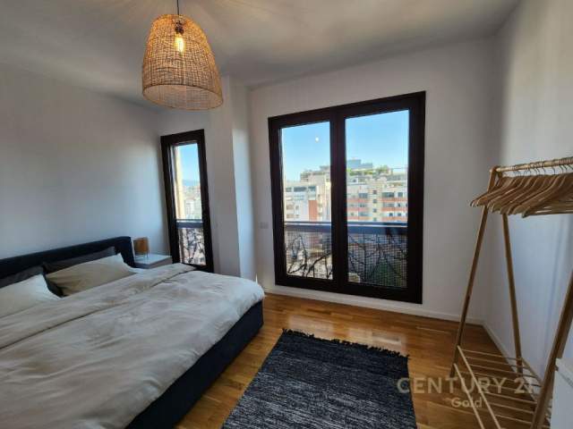 Tirane, jepet me qera apartament Kati 9, 145 m² 1.500 Euro (Tirana, Albania)