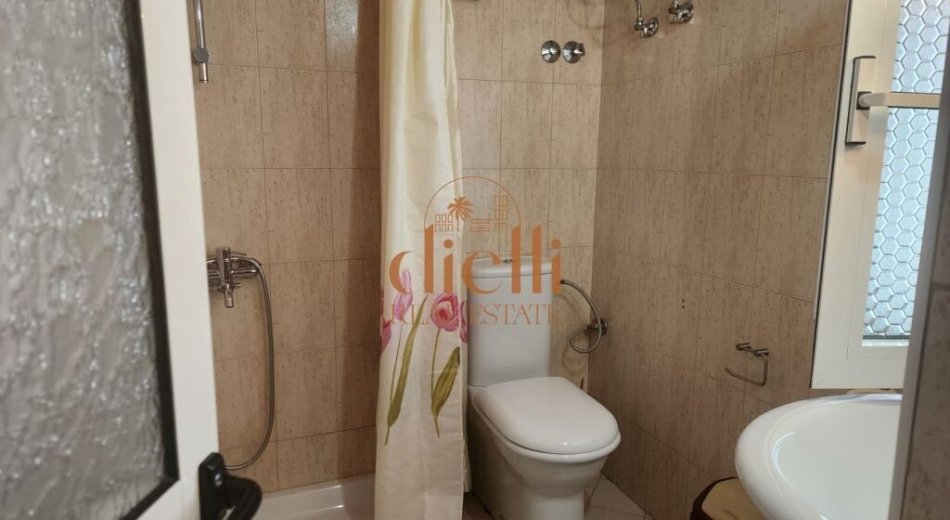 Tirane, jepet me qera apartament 2+1 , 100 m² 500 € (Qytet Studenti)