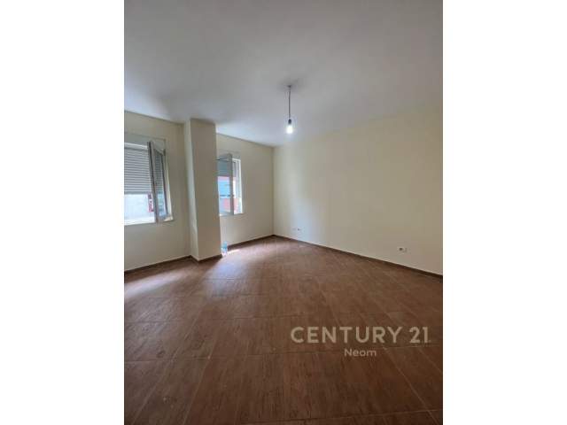 Tirane, shitet apartament 3+1+BLK Kati 3, 203.000 Euro